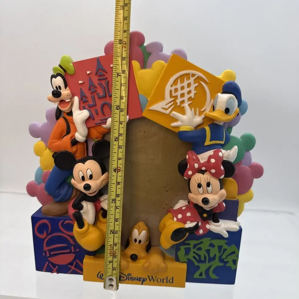 Disney World Mickey Friends Minnie Donald Goofy 3D Picture Photo Frame 4”x6”